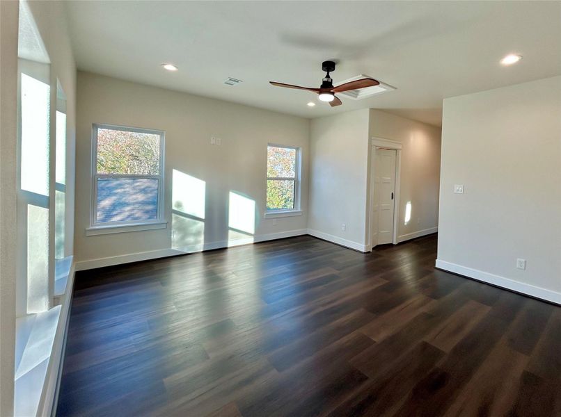 Spacious, unfurnished interior of a new home in , Dickinson (Image 36).