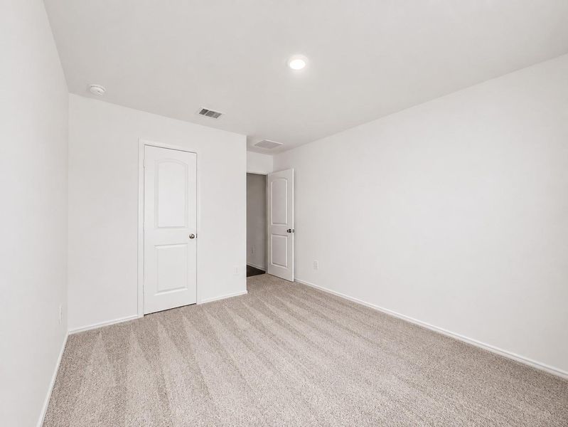 Spacious, unfurnished interior of a new home in Summerwood Trails, Willis (Image 20). Spacious, unfurnished interior of a new home in Summerwood Trails, Willis (Image 20).