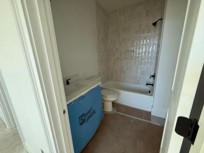 The Somerville E Bathroom