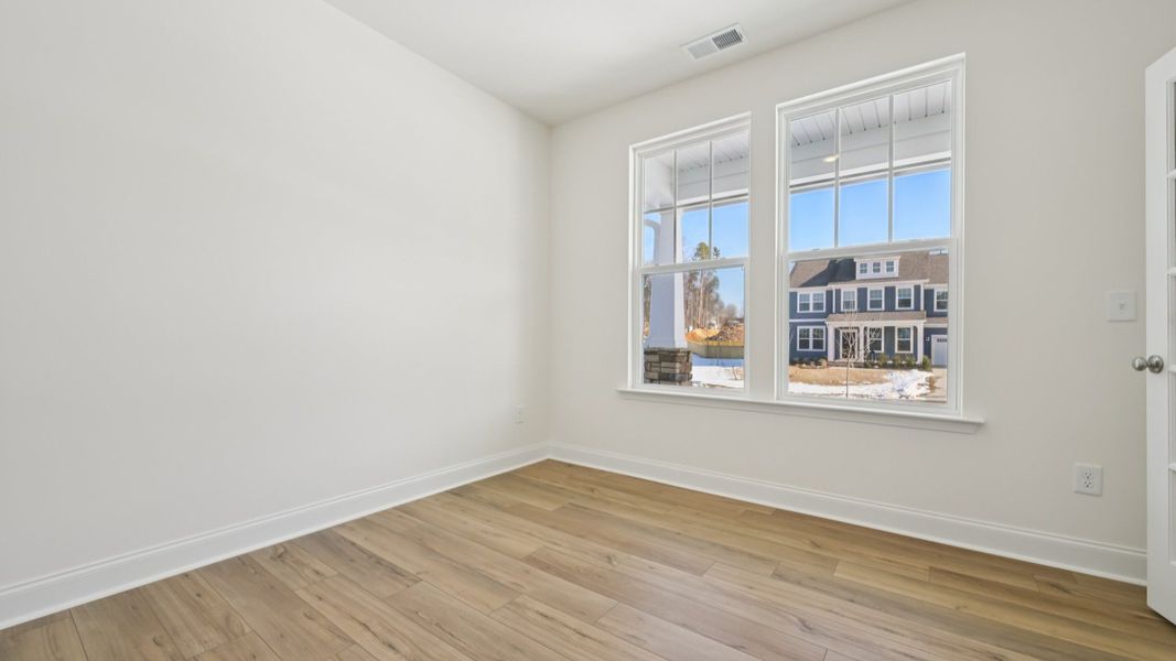 Representative furnished interior of a home built from the Norris by DRB Homes in Blake Pond, Lillington (Image 29).