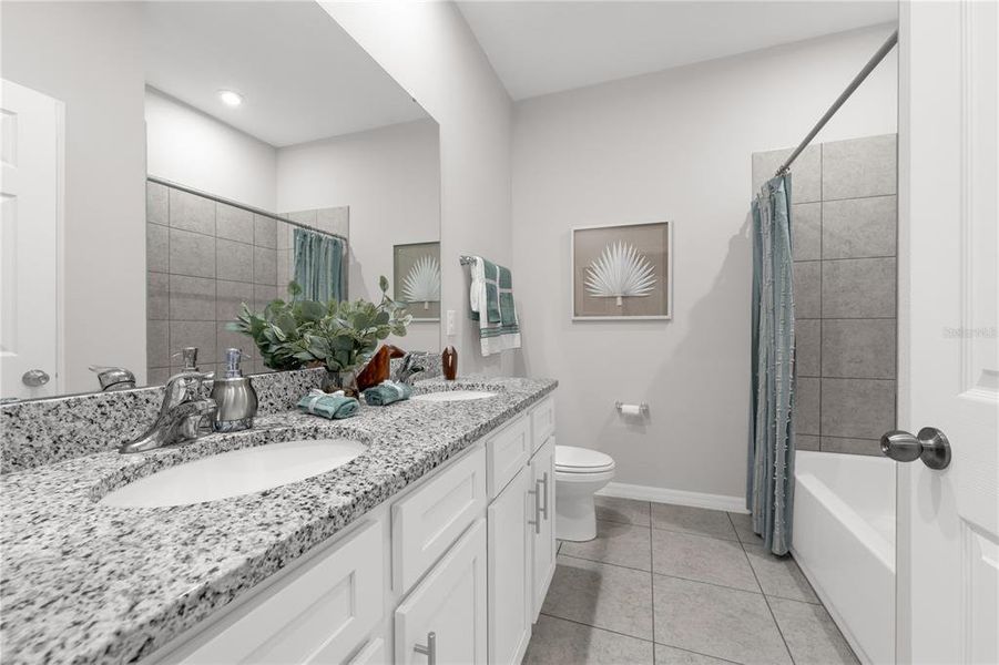 Furnished interior view inside a new home in Scenic Terrace, Lake Hamilton (Image 7).