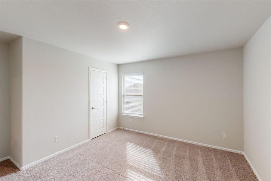 Spacious, unfurnished interior of a new home in The Preserve, Justin (Image 37).