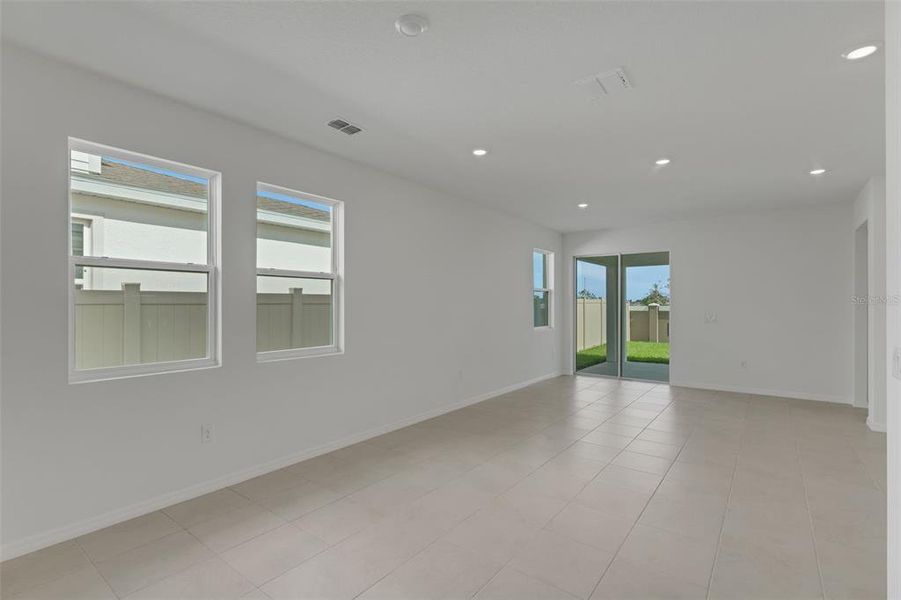 Spacious, unfurnished interior of a new home in Seaire, Parrish (Image 35).