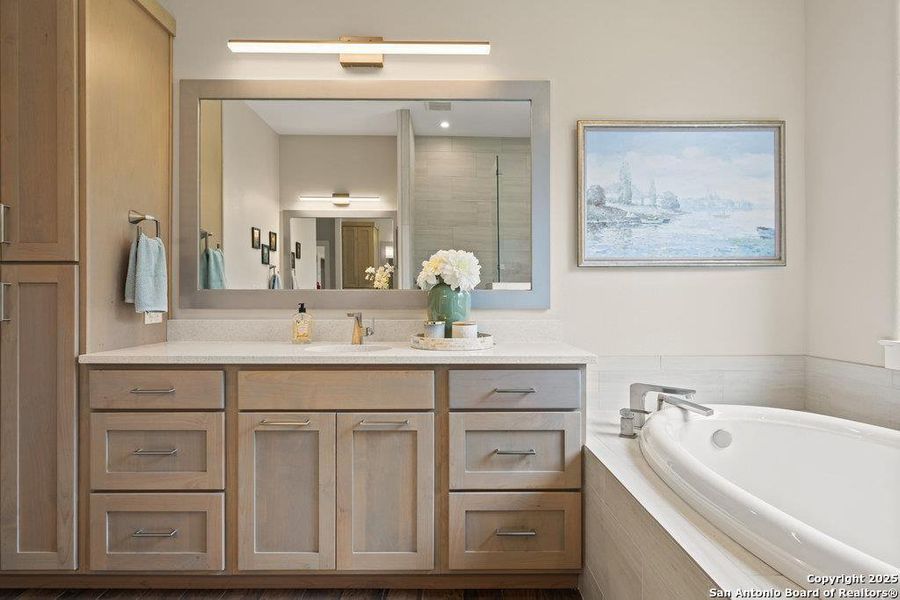 Furnished interior view inside a new home in , Blanco (Image 12).