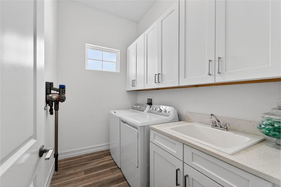 Furnished interior view inside a new home in SouthShore Yacht Club, Ruskin (Image 57). Furnished interior view inside a new home in SouthShore Yacht Club, Ruskin (Image 57).