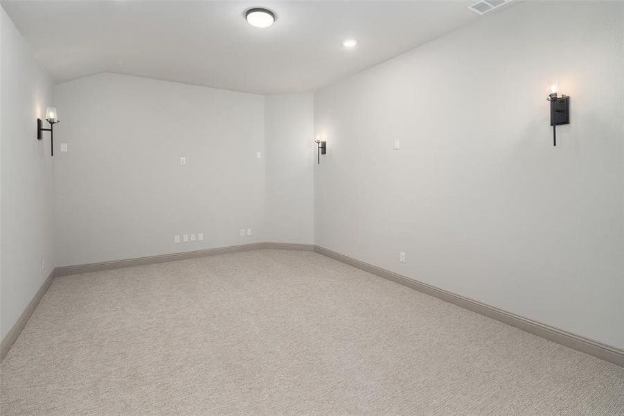Spacious, unfurnished interior of a new home in , Frisco (Image 22).