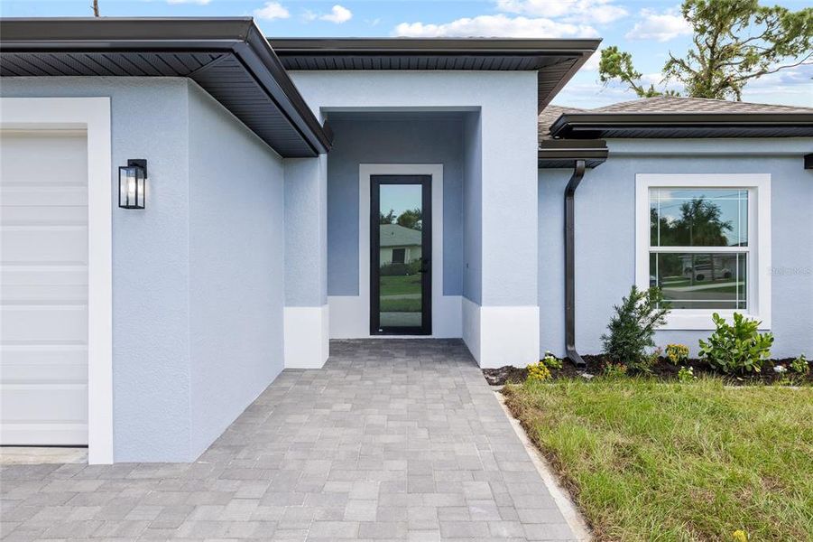 Exterior details and patio area of a home in , Rotonda West (Image 22).