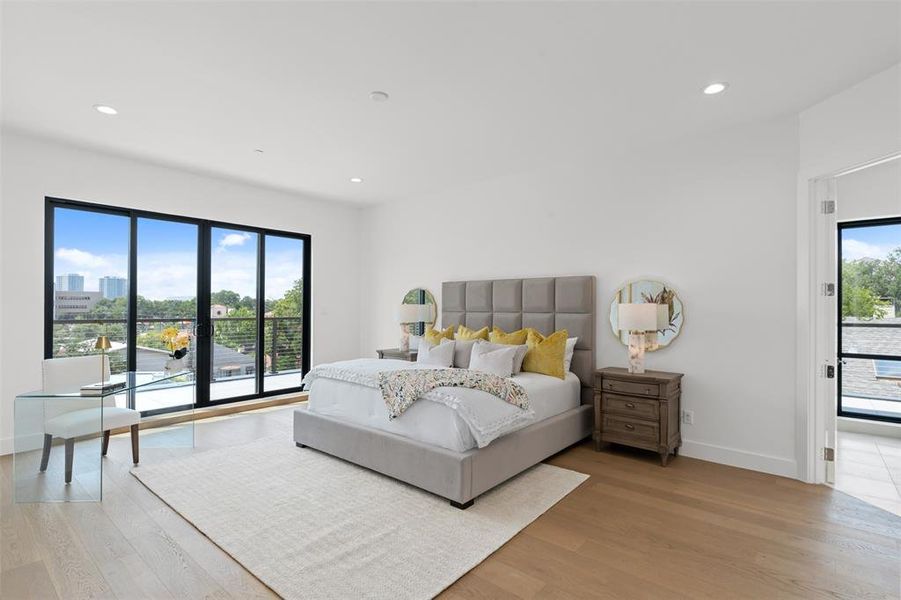 Furnished interior view inside a new home in , Dallas (Image 9).