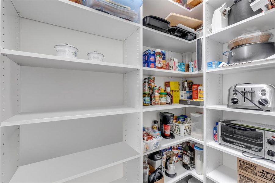 Close-up of interior finishes inside a home in , Mount Dora (Image 20). Close-up of interior finishes inside a home in , Mount Dora (Image 20).