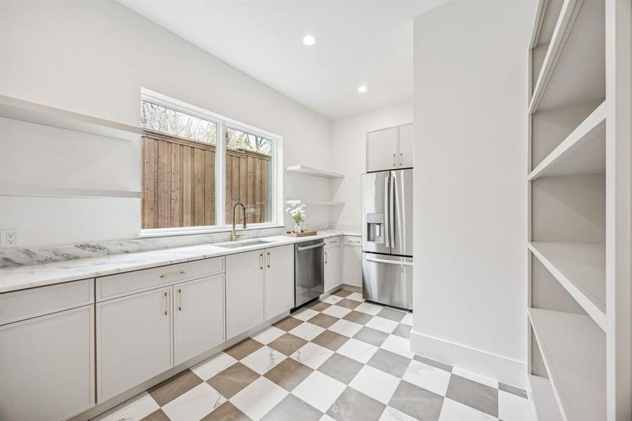 Furnished interior view inside a new home in , Dallas (Image 32).