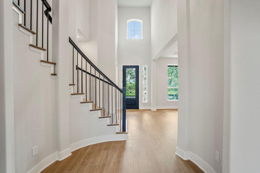 Spacious, unfurnished interior of a new home in ARTAVIA, Conroe (Image 24). Spacious, unfurnished interior of a new home in ARTAVIA, Conroe (Image 24).