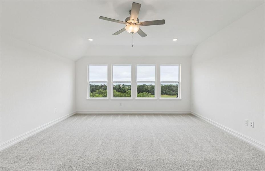 Airy Loft  *Real home pictured