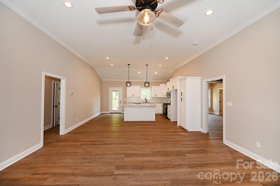 Spacious, unfurnished interior of a new home in , Hickory (Image 30).
