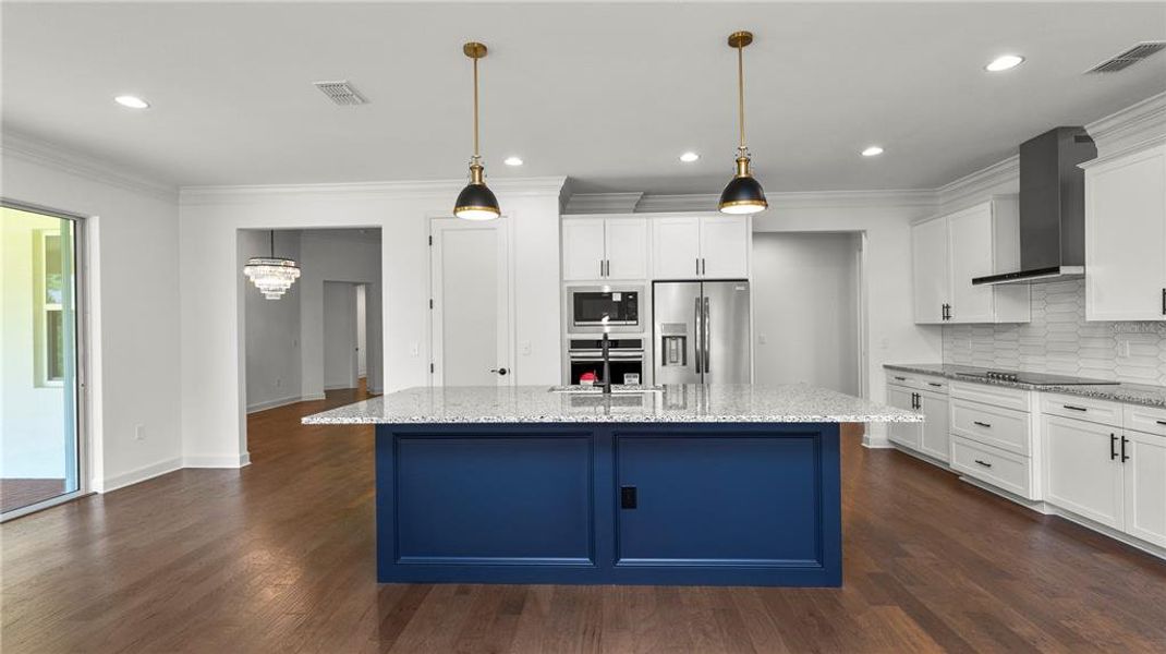 Furnished interior view inside a new home in , Lakeland (Image 9).