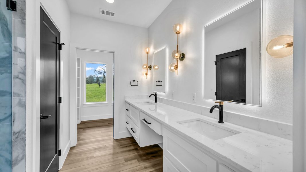 Image 43 representing the Zephyer 2 by Zeal Home Builders in Parallel Pastures, Poolville, TX.