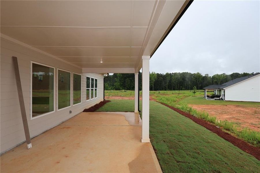 Exterior details and patio area of a home in Old Mill Preserve, Dallas (Image 2).