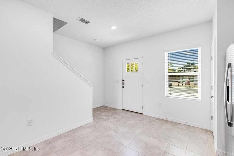 Spacious, unfurnished interior of a new home in Sabal Terrace, Jacksonville (Image 25). Spacious, unfurnished interior of a new home in Sabal Terrace, Jacksonville (Image 25).