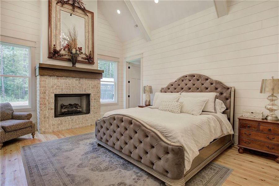 Furnished interior view inside a new home in , Temple (Image 32).