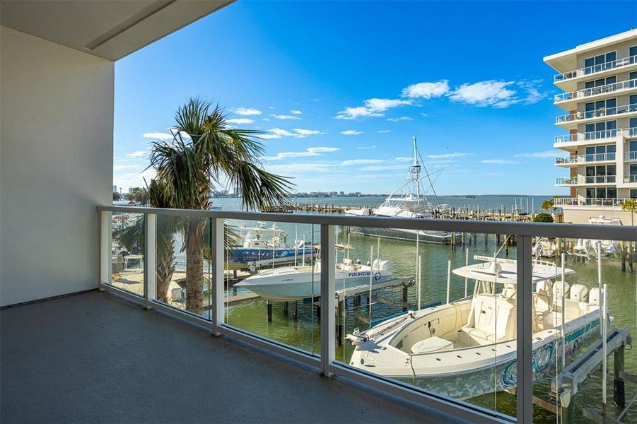 Condo located in Clearwater, FL showcasing its design and architecture (Image 41). Condo located in Clearwater, FL showcasing its design and architecture (Image 41).