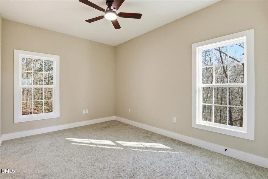 26-131 Dauphine St-26