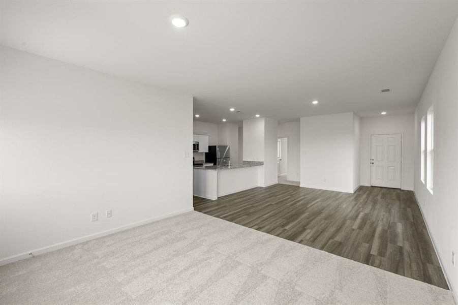 8340 Sniptoe- Living Room-2 8340 Sniptoe- Living Room-2