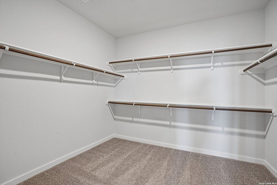 Spacious, unfurnished interior of a new home in August Fields, New Braunfels (Image 29).
