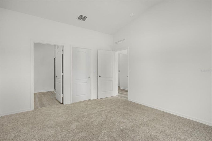Spacious, unfurnished interior of a new home in Poinciana, Poinciana (Image 18).