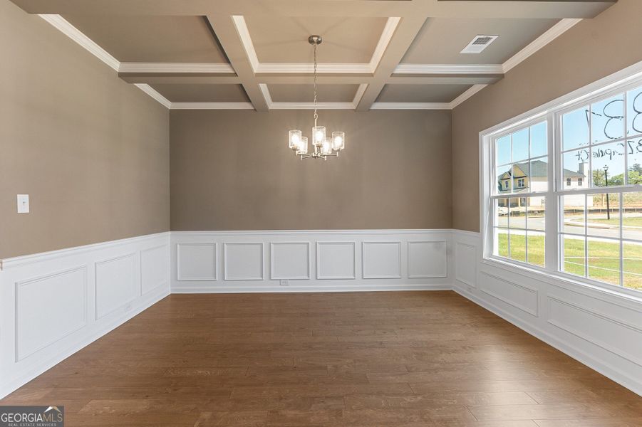 Spacious, unfurnished interior of a new home in Juliette Crossing, Forsyth (Image 81).