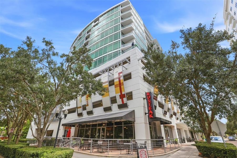 Condo located in Orlando, FL showcasing its design and architecture (Image 5). Condo located in Orlando, FL showcasing its design and architecture (Image 5).