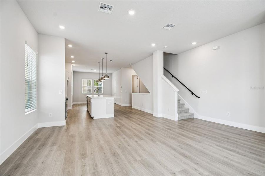 Spacious, unfurnished interior of a new home in Apex at Seminole Heights, Tampa (Image 24). Spacious, unfurnished interior of a new home in Apex at Seminole Heights, Tampa (Image 24).