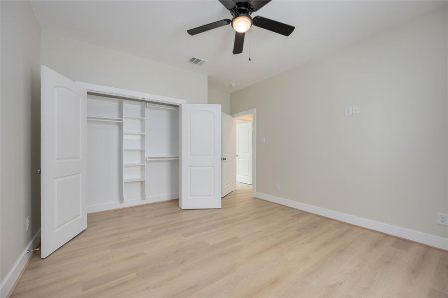Spacious, unfurnished interior of a new home in , Houston (Image 13).