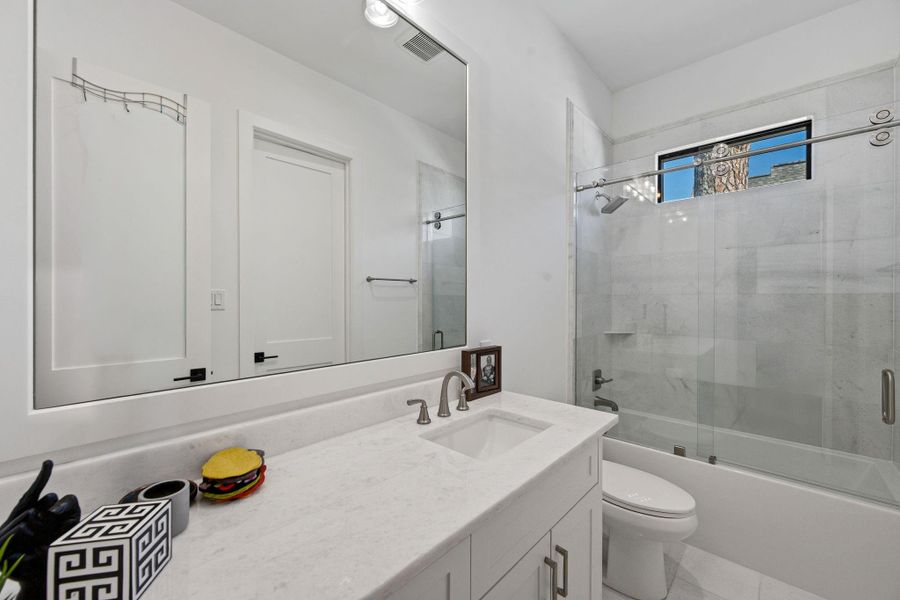 Furnished interior view inside a new home in , Houston (Image 19).