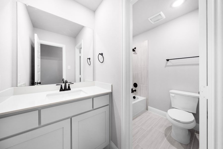 Furnished interior view inside a new home in Summerwood, Red Oak (Image 14).