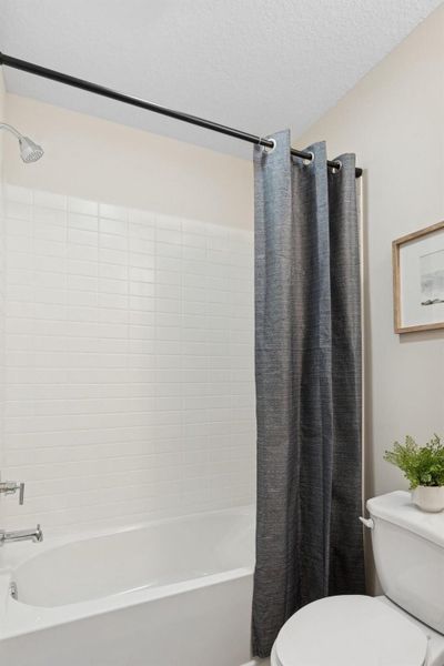 Furnished interior view inside a new home in , Port St. Lucie (Image 15).