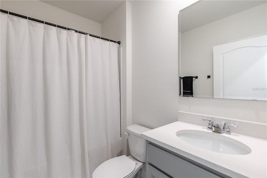 Furnished interior view inside a new home in Magnolia Pointe, Umatilla (Image 32).