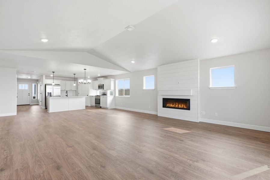 Representative unfurnished interior of a home built from the Laurel by MonteVista Homes in IronHorse, Prineville (Image 17).