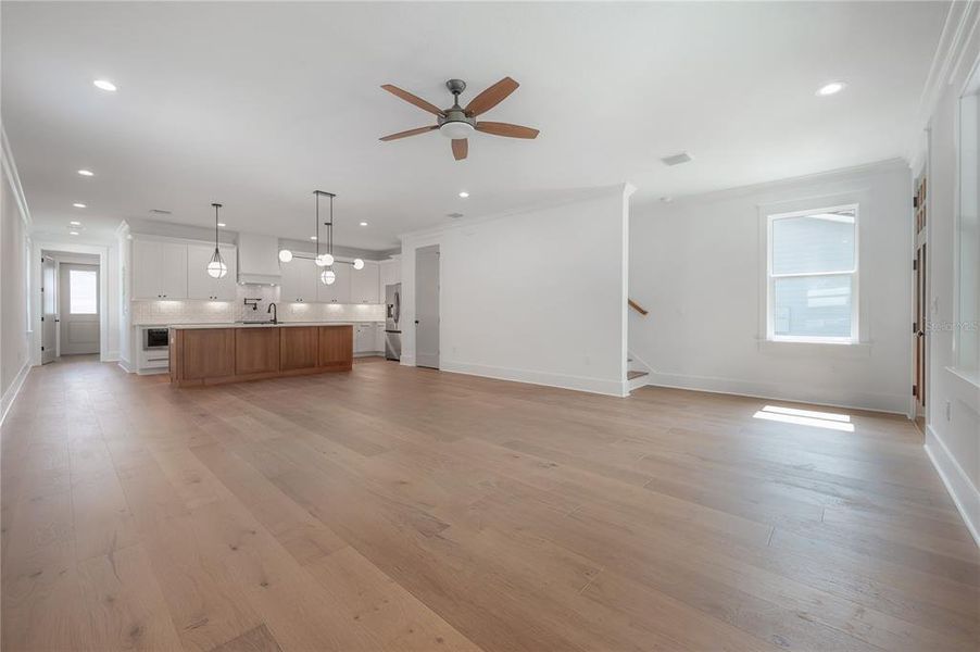 Spacious, unfurnished interior of a new home in , Tampa (Image 46). Spacious, unfurnished interior of a new home in , Tampa (Image 46).