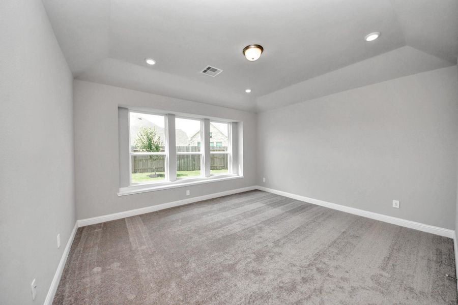 Spacious, unfurnished interior of a new home in ARTAVIA: Hilltop Collection, Conroe (Image 26). Spacious, unfurnished interior of a new home in ARTAVIA: Hilltop Collection, Conroe (Image 26).