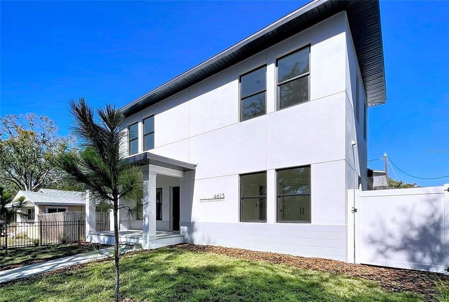 Exterior details and patio area of a home in , St. Petersburg (Image 35). Exterior details and patio area of a home in , St. Petersburg (Image 35).