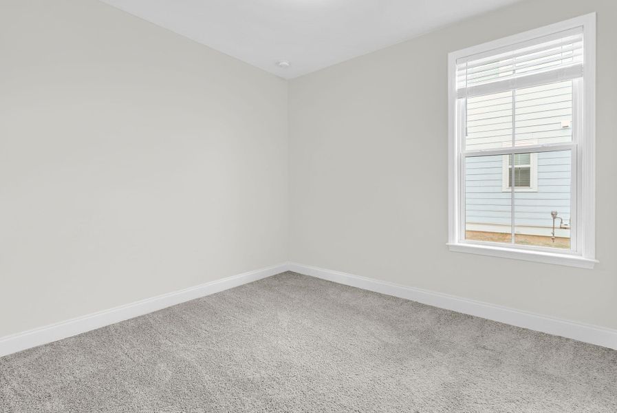 Spacious, unfurnished interior of a new home in High Point at Foxbank, Moncks Corner (Image 25).