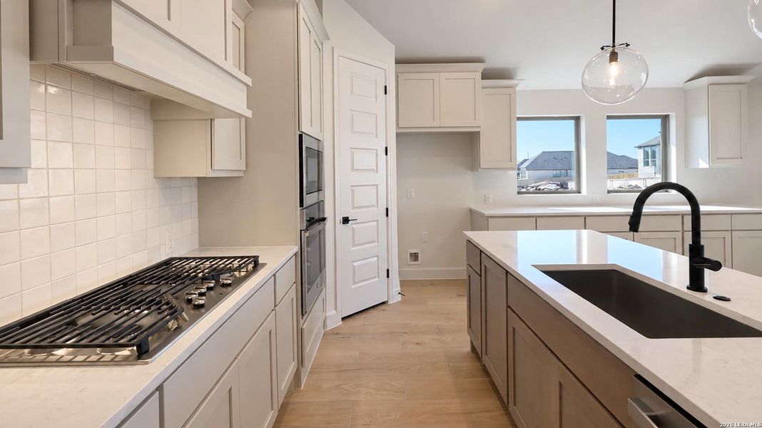 Furnished interior view inside a new home in Mayfair, New Braunfels (Image 6).