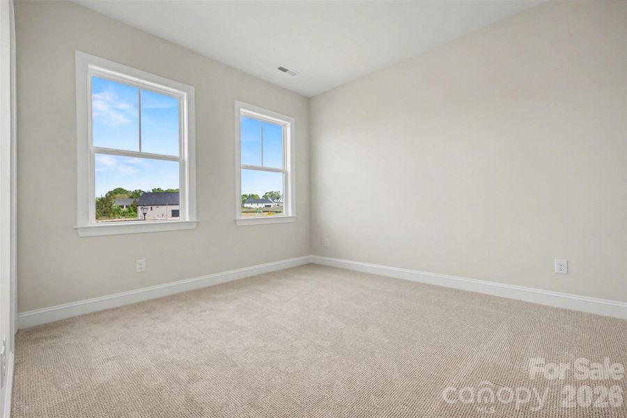 Spacious, unfurnished interior of a new home in Edmunds Farm, Clover (Image 28).