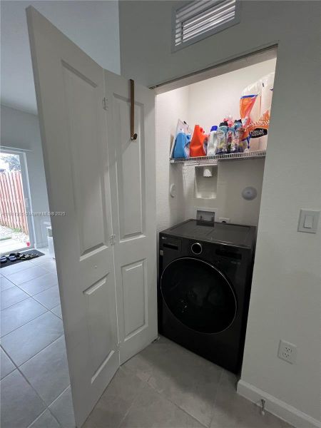 Furnished interior view inside a new home in , North Miami (Image 20).