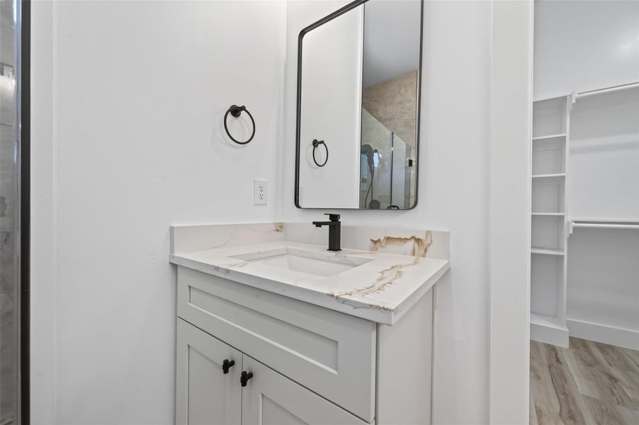 Furnished interior view inside a new home in , Conroe (Image 14).