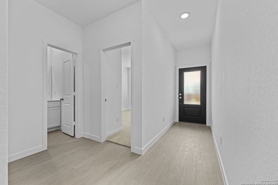 Spacious, unfurnished interior of a new home in Hidden Trails: Coastline Collection, Bulverde (Image 22). Spacious, unfurnished interior of a new home in Hidden Trails: Coastline Collection, Bulverde (Image 22).