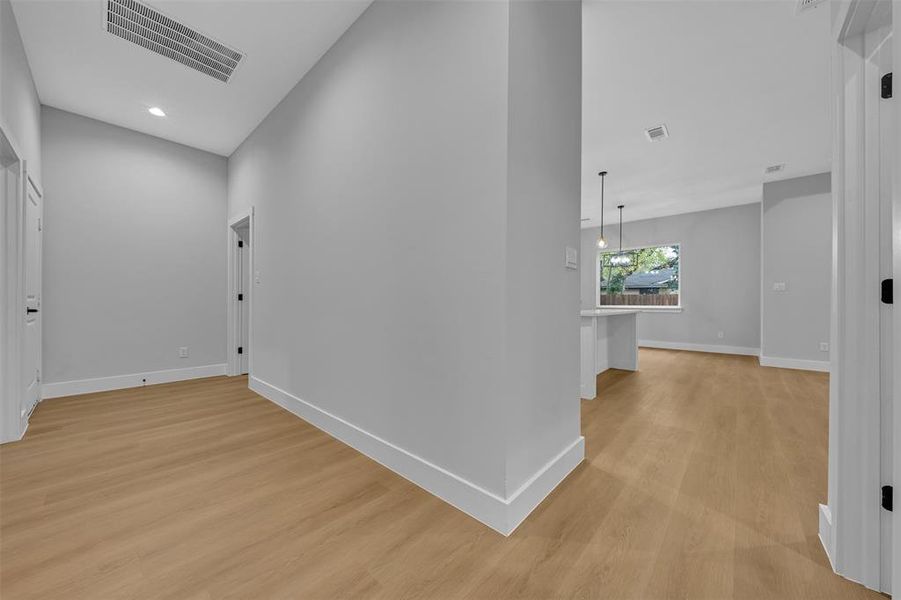 Spacious, unfurnished interior of a new home in , Grand Prairie (Image 19). Spacious, unfurnished interior of a new home in , Grand Prairie (Image 19).