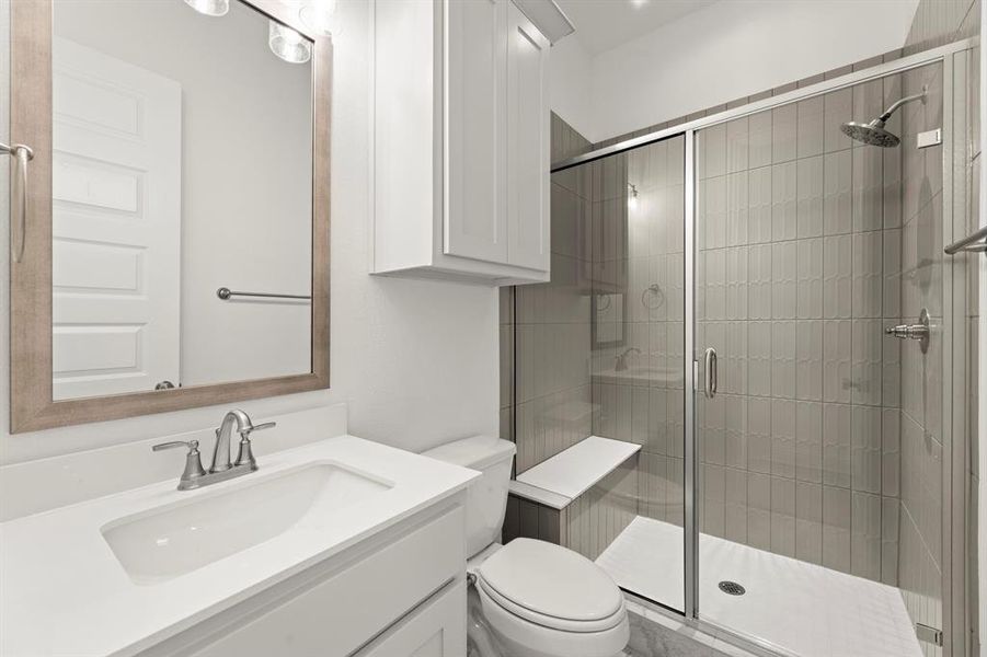 06. 2114 Clairmont - 2ND Bath 06. 2114 Clairmont - 2ND Bath