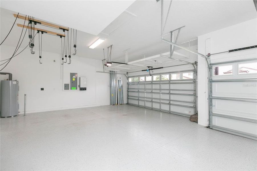 Spacious, unfurnished interior of a new home in , San Antonio (Image 60).