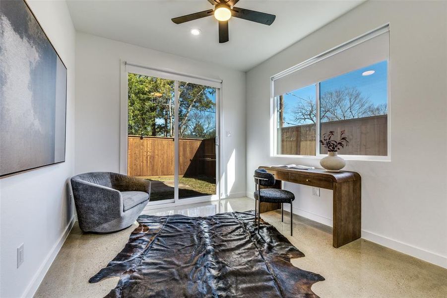 Furnished interior view inside a new home in , Dallas (Image 16).