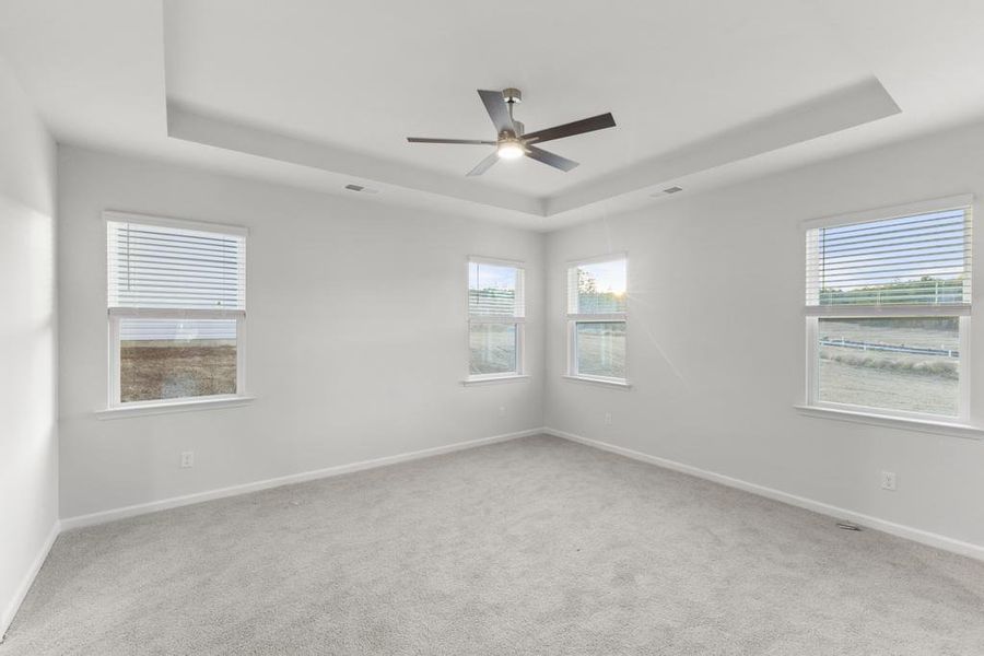 Representative unfurnished interior of a home built from the Nile by Veranda Homes in Heritage Bay, Sumter (Image 19).